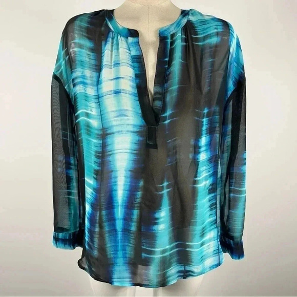 Vince Camuto Two top XS - Picture 2 of 9